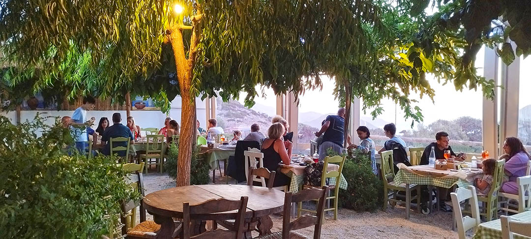 Traditional Cretan Tavern in ACHLADA